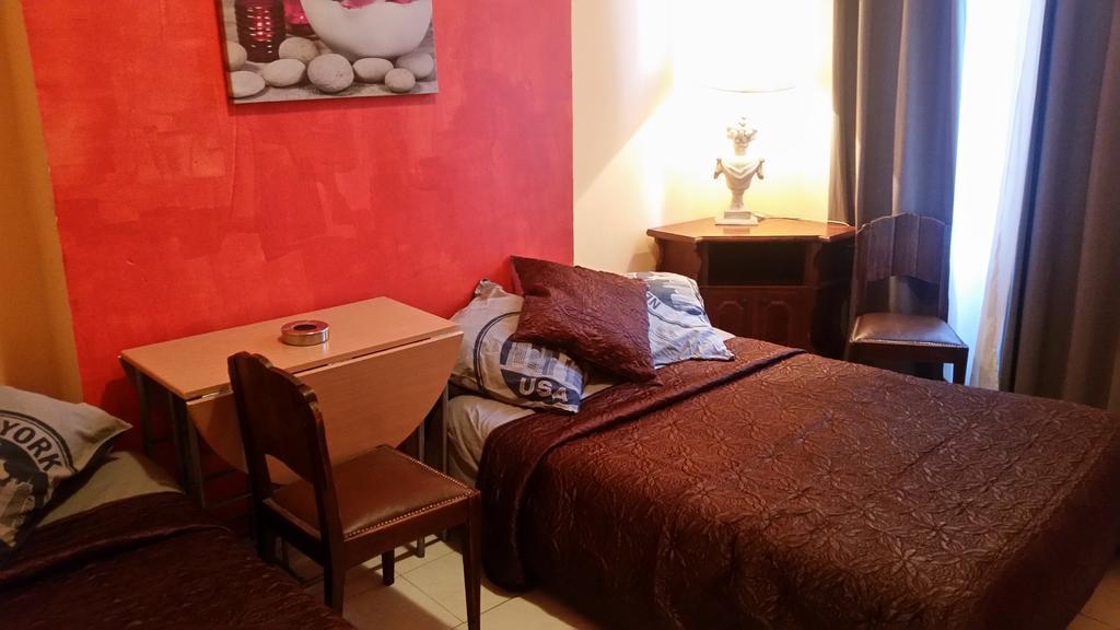 Des Allees 3* Marseilles