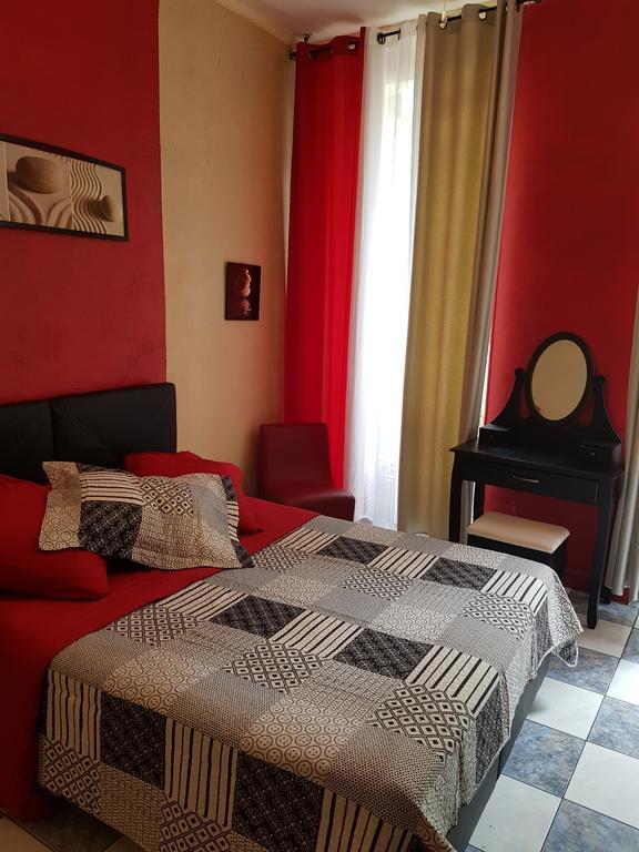 Des Allees 3* Marseilles