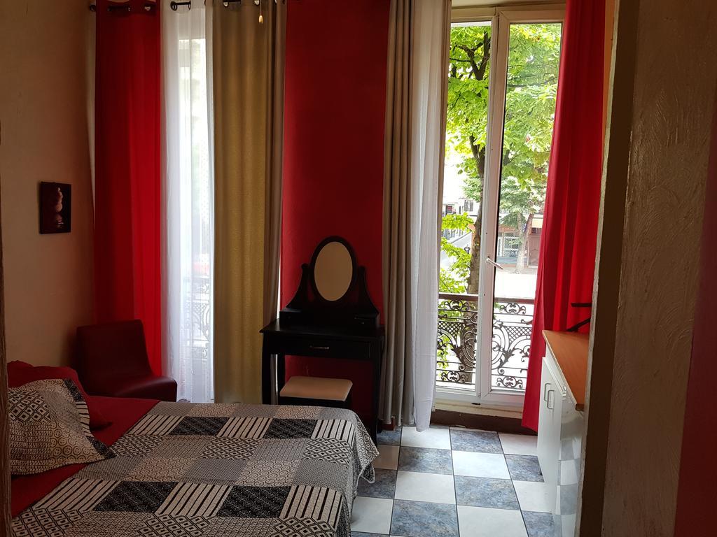Des Allees 3*